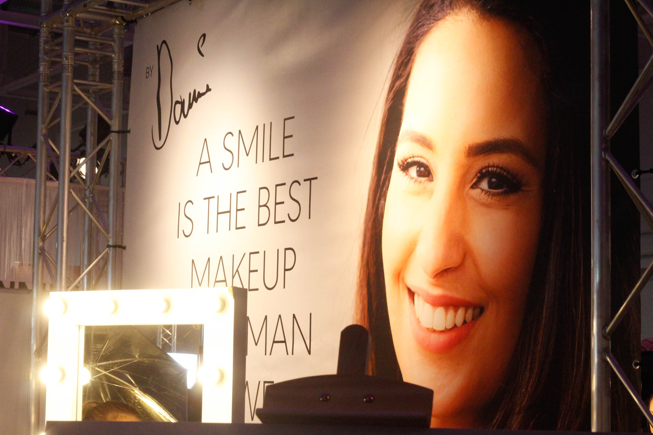 Lancome Messestand Glow Convention Hannover - Dounia Slimani Stand